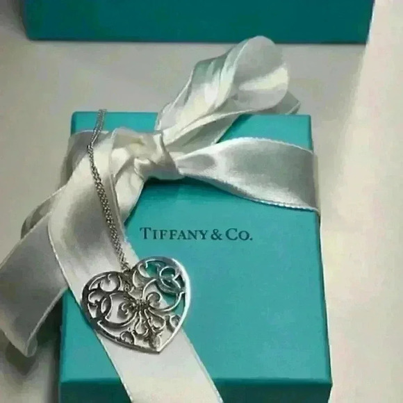 ⛓️‍💥 30" Tiffany Large Enchant Heart Filigree Pendant Necklace SS 925 + COA - Picture 9 of 9